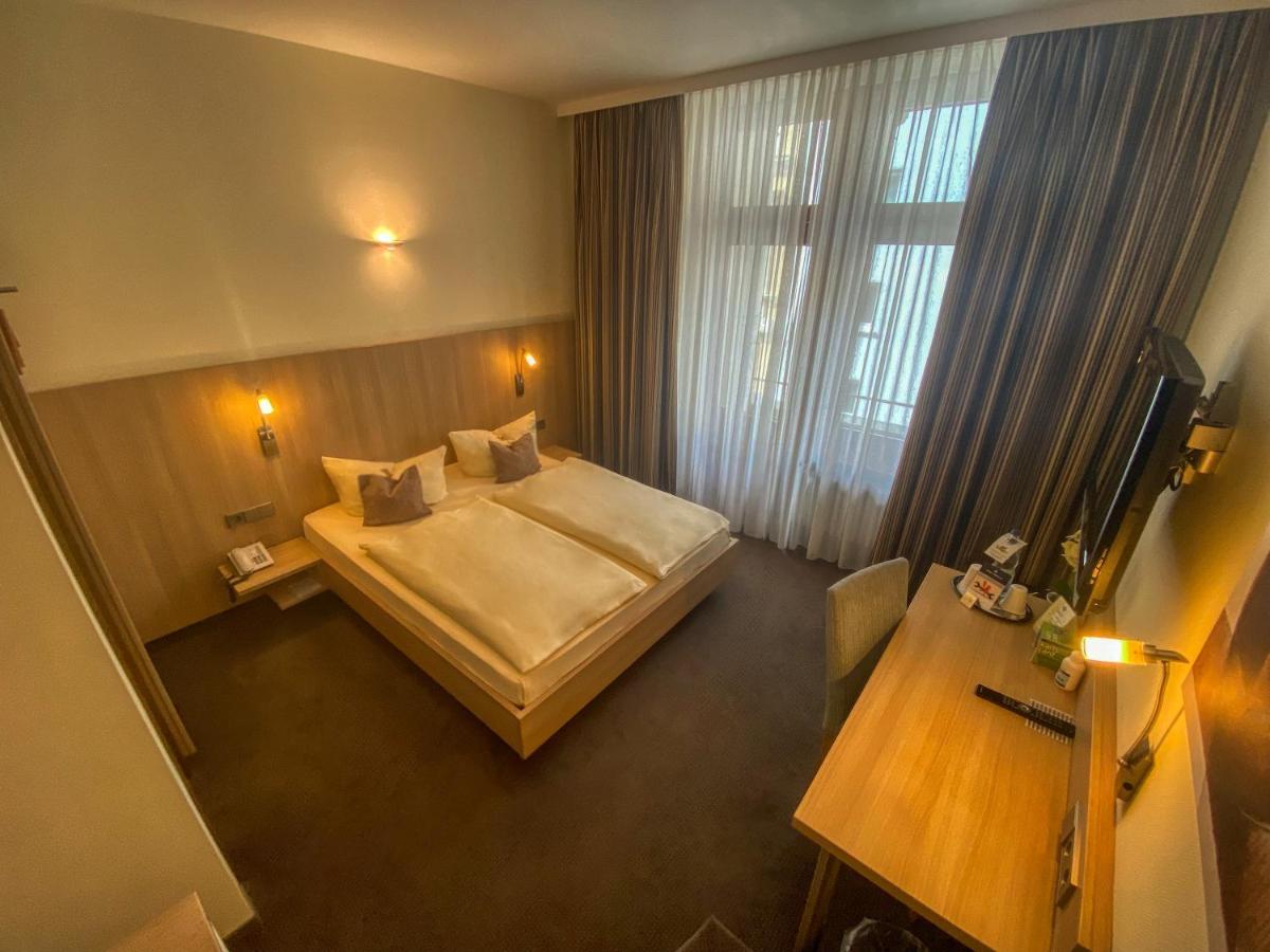 City Partner Hotel Berliner Hof Karlsruhe Eksteriør bilde