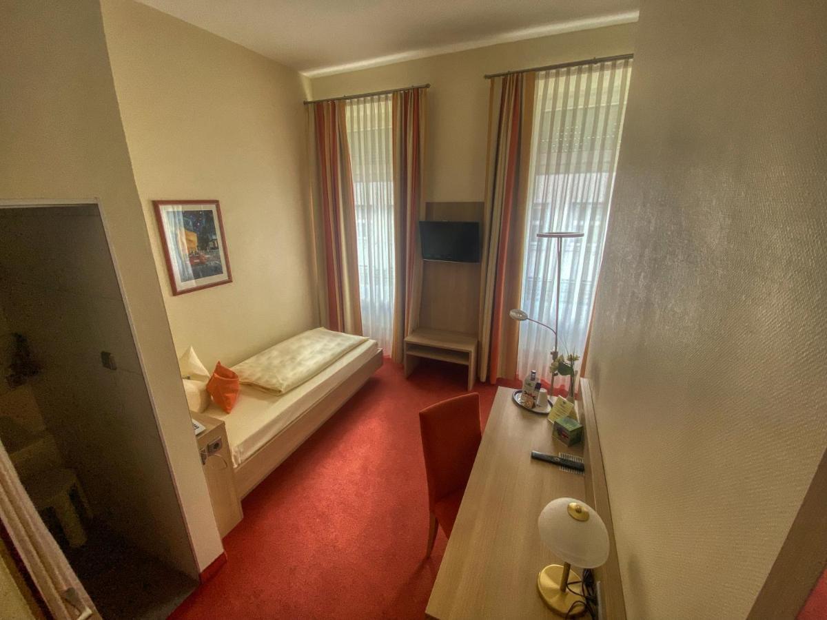 City Partner Hotel Berliner Hof Karlsruhe Eksteriør bilde