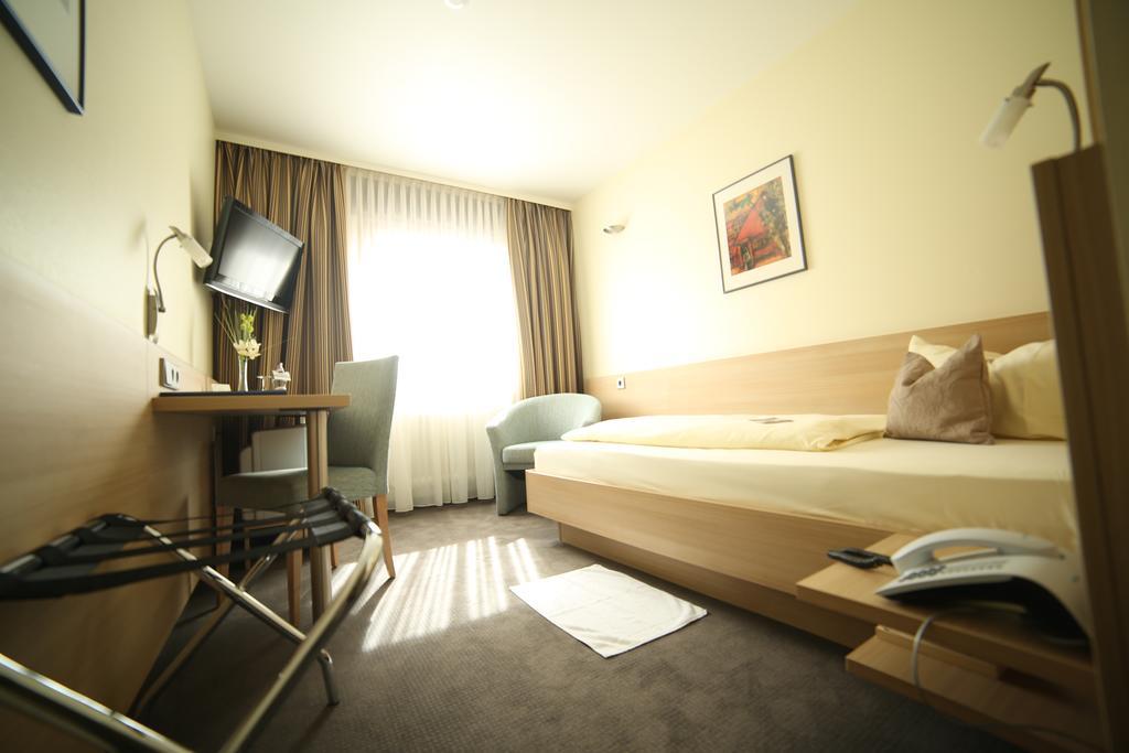 City Partner Hotel Berliner Hof Karlsruhe Eksteriør bilde