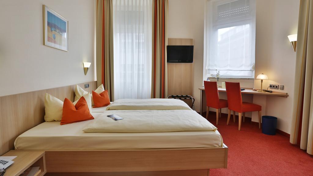 City Partner Hotel Berliner Hof Karlsruhe Eksteriør bilde